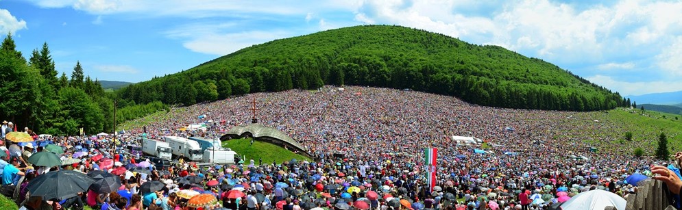 Prezentare in imagini: descriere, poze, harta, cazare, atractii-drumetii Pelerinaj la Sumuleu Ciuc - Rusalii la Sumuleu, Miercurea Ciuc Cazare