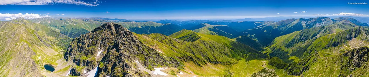 Munții Făgăraș lacul Caltun