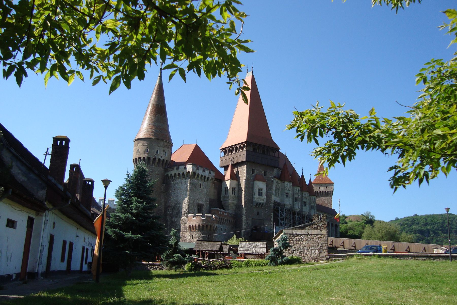 Transilvania | Castelul Corvinilor, numit și Castelul Huniazilor sau al Hunedoarei