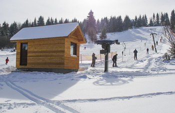 Cazare - Harghita - Piricica (Piricske) - Pensiunea Tihna Muntelui - Mountain Rest - Judetul Harghita - partie de schi