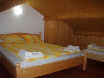 Cazare Vlahita - Camping si Cabane Szepasszony