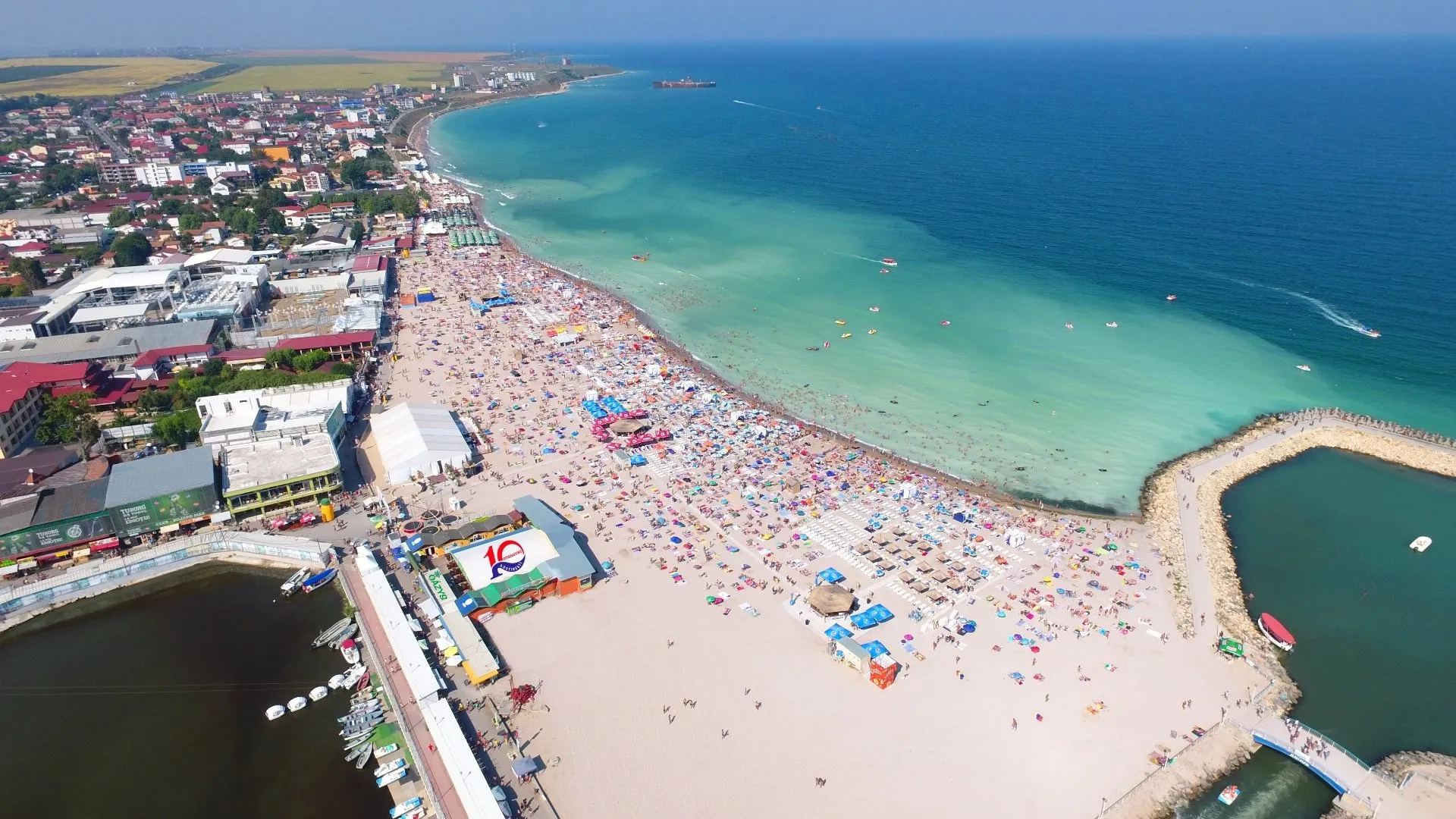 Tengerpart Fekete Tenger - homokos strand Románia